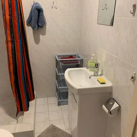 Lägenhet Rueuetli - Cute Old Town - 2 Big Beds, Free Parking