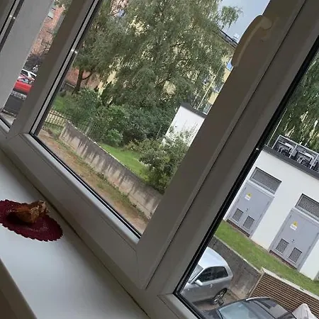 Rueuetli - Cute Old Town - 2 Big Beds, Free Parking Apartment