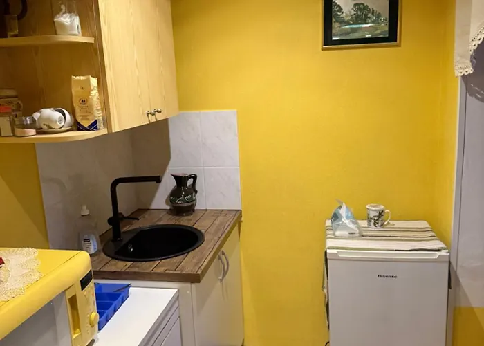 Rueuetli - Cute Old Town - 2 Big Beds, Free Parking *